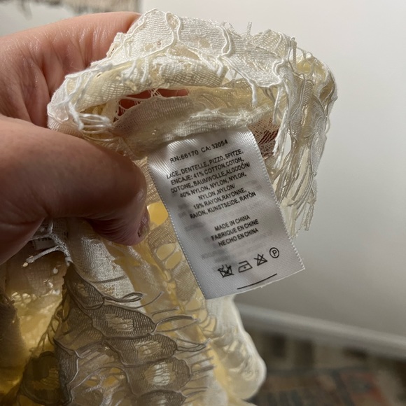 Jenny yoo cream lace cropped bottom back sheer top - Picture 7 of 7